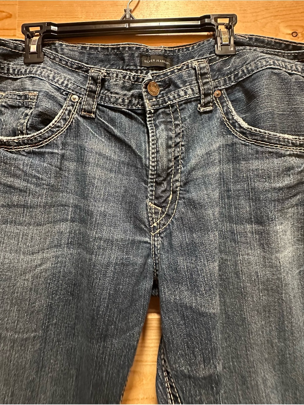 Silver Jeans Men’s Faded Blue Relaxed Denim Jeans